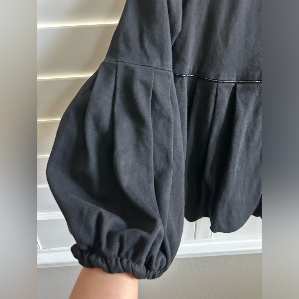 Black Sweater - Picture 5 of 8